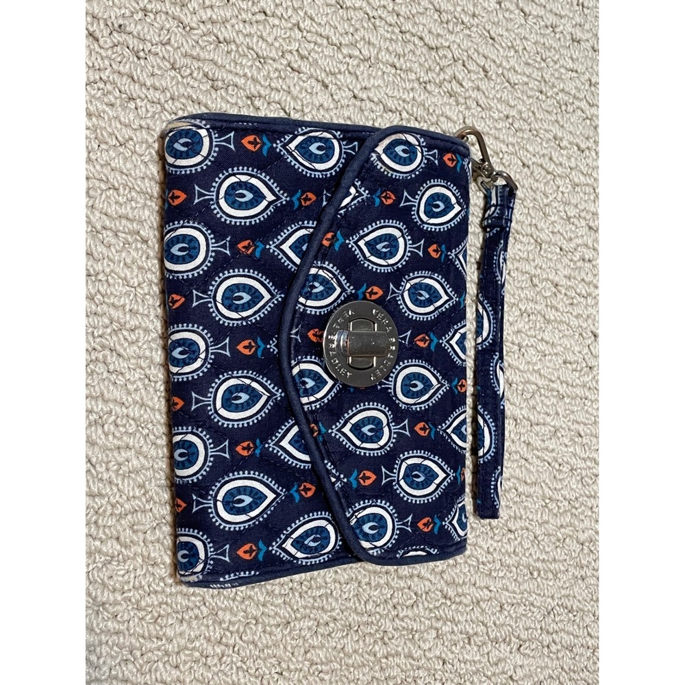 Vera Bradley Ink Blue Quilted Cotton Turnlock Wristlet Wallet Geometric Print